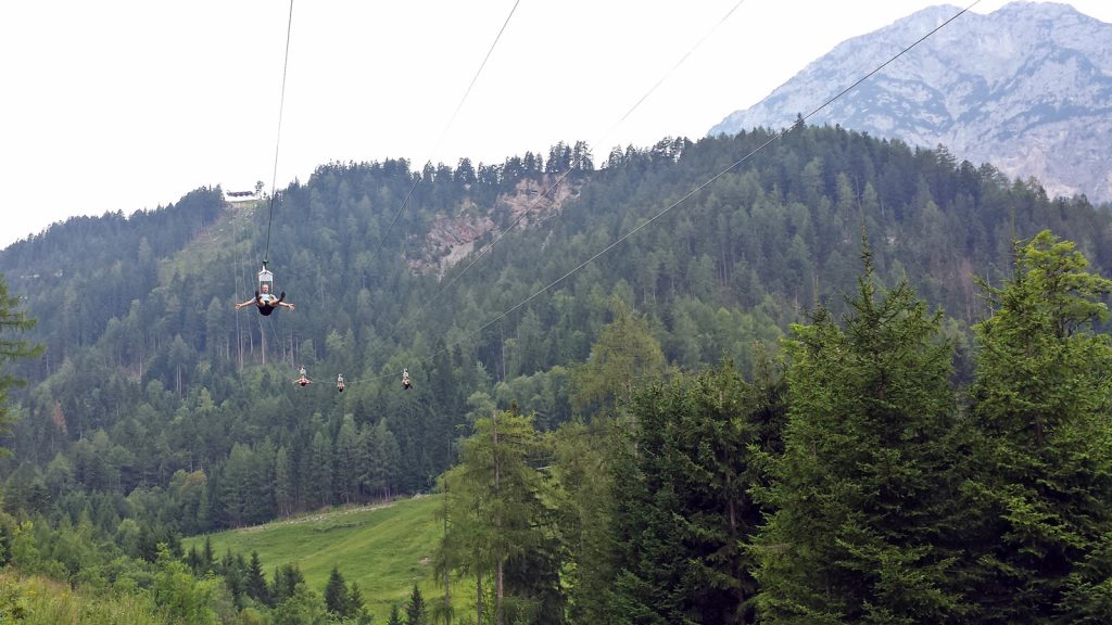 Josha auf der ZipLine am Stoderzinken