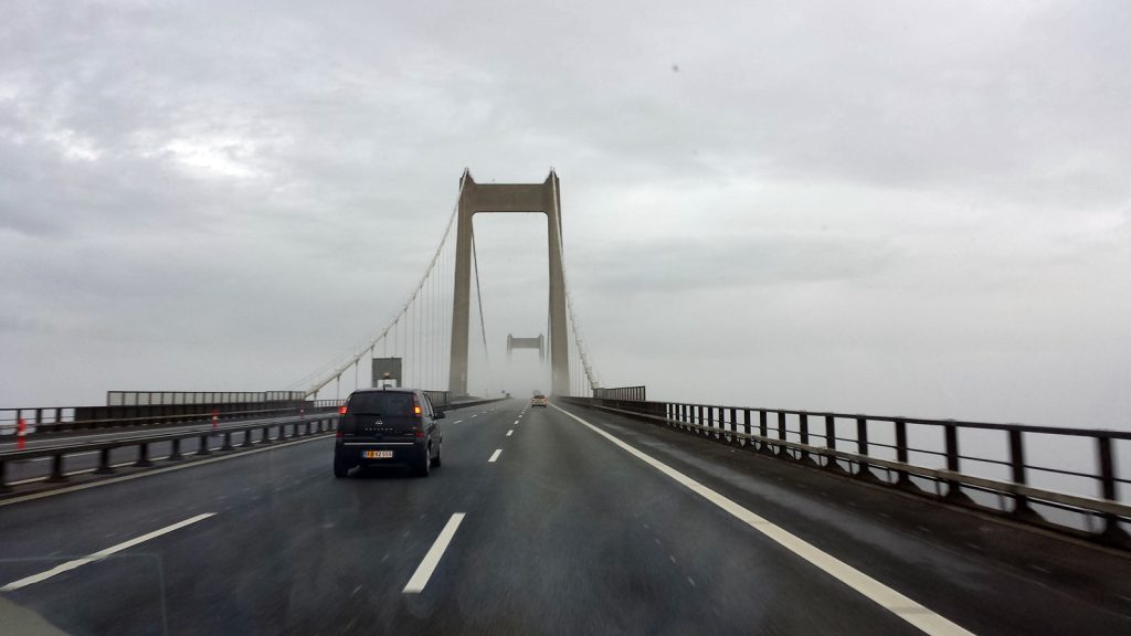 Morning mist at "Ny Lillebaeltsbro" bridge