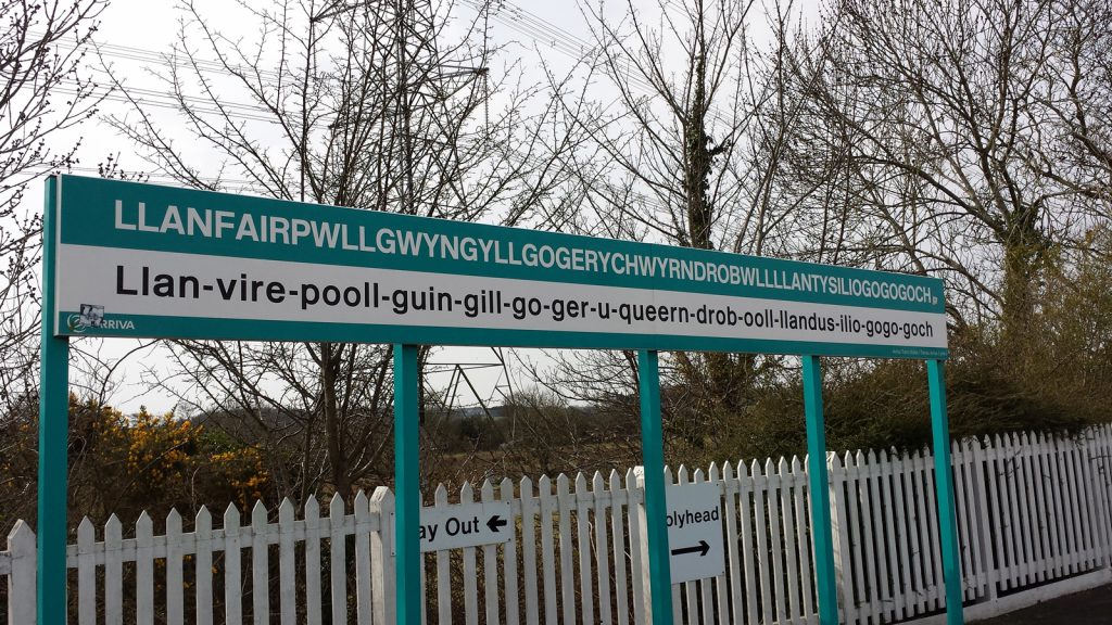 Llanfairpwllgwyngyllgogerychwyrndrobwllllantysiliogogogoch station sign