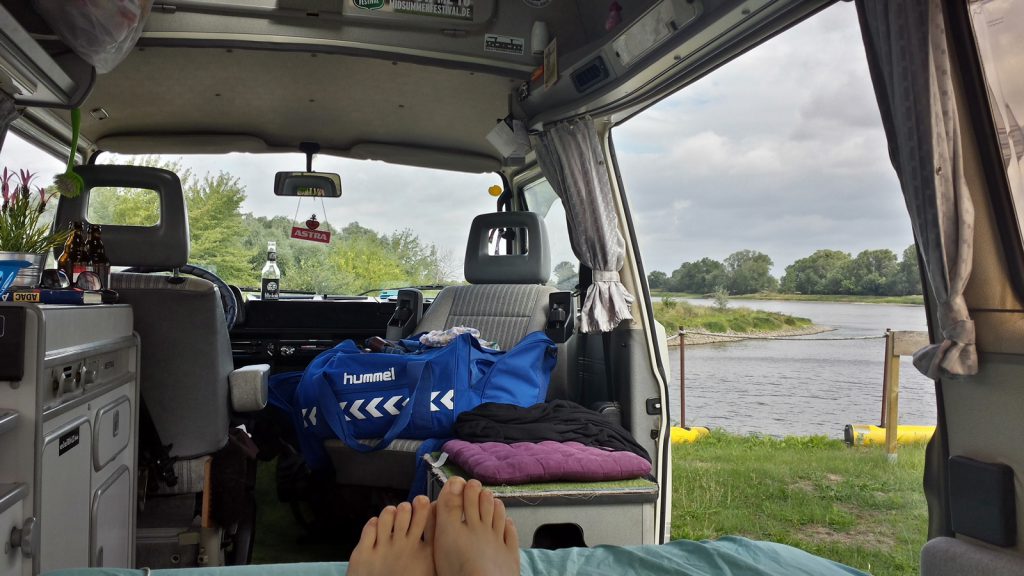 Morning inside the Kombi alongside the Elbe River