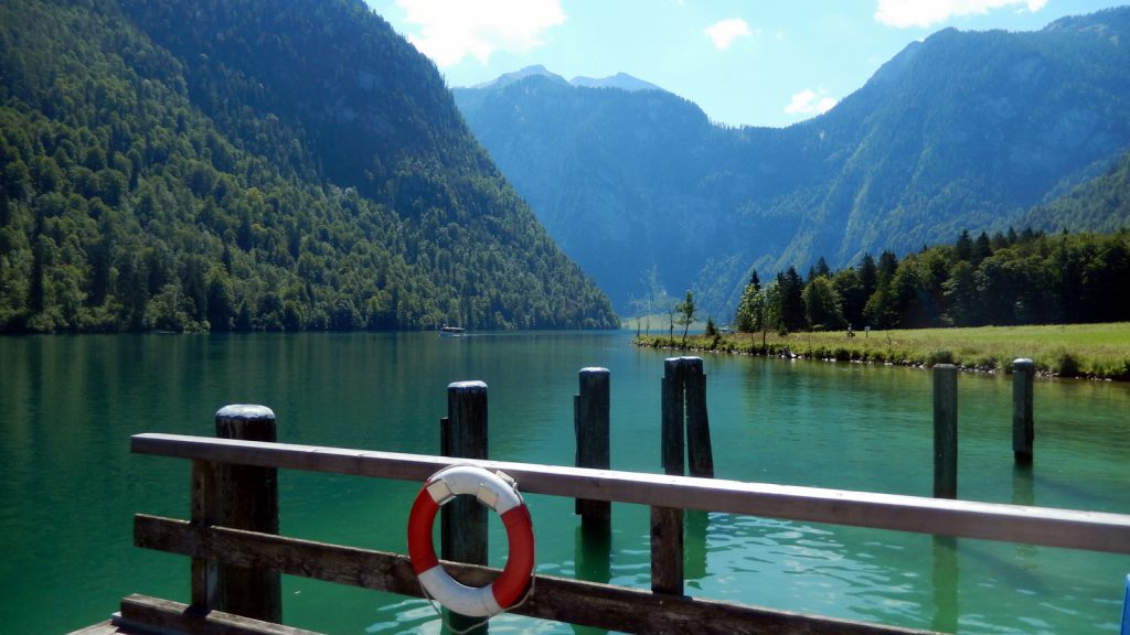 Intermediate stop halfway down Lake Königssee