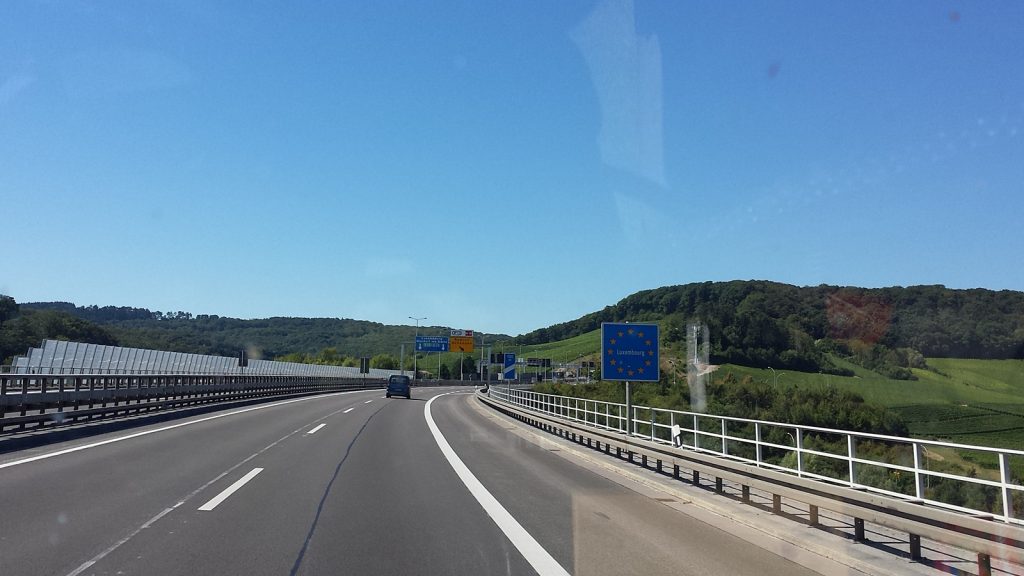 Autobahn Grenze Deutschland Luxemburg A8