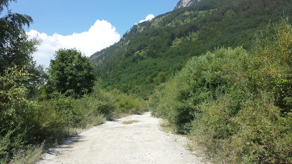 SH20 Staatsstraße Albanien Kelmend Vermosh Grenze Montenegro