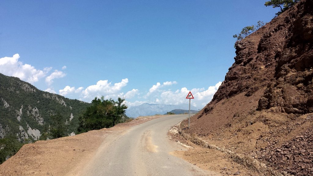 Landstraße in Albanien