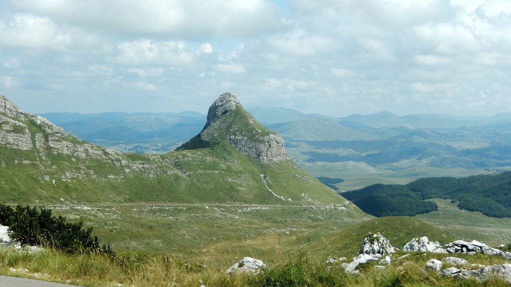 Roadtrip VW-Bus Durmitor Nationalpark Montenegro