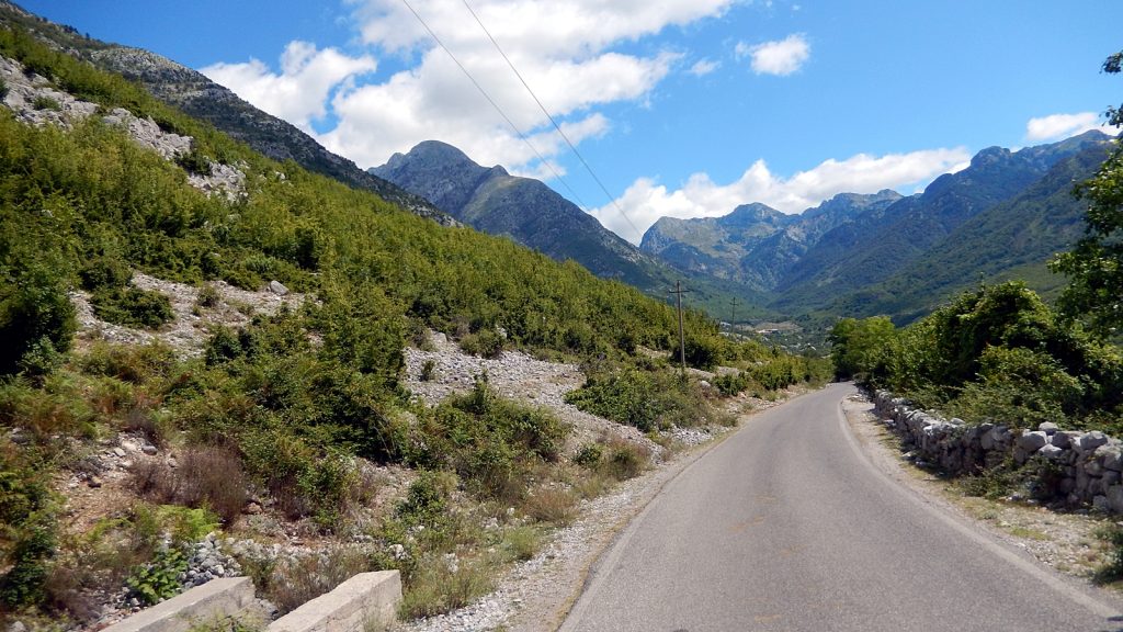 Straße nach Theth bei Boge, Albanien