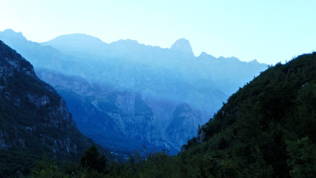 Es wird Nacht in den Albanischen Alpen, Theth, 2016