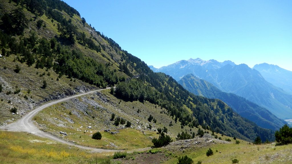 Atemberaubende Straße nach Theth