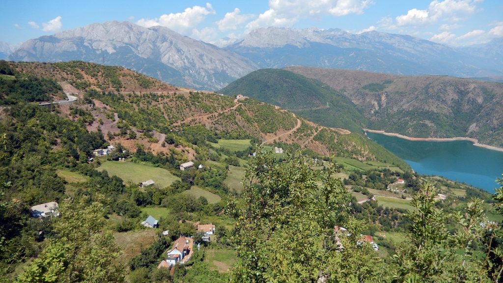 Albanisches Hinterland, Fierze-Stausee