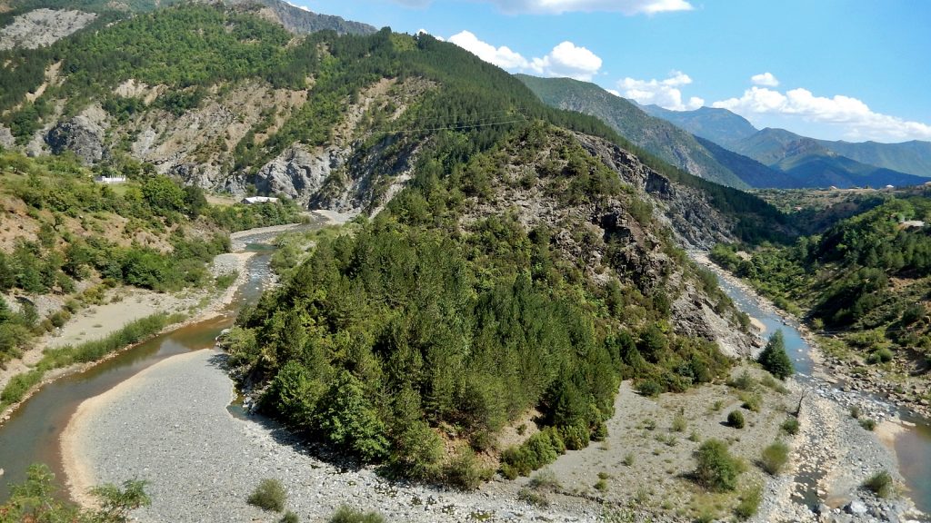 Fani i Madh-Fluss, Albanien