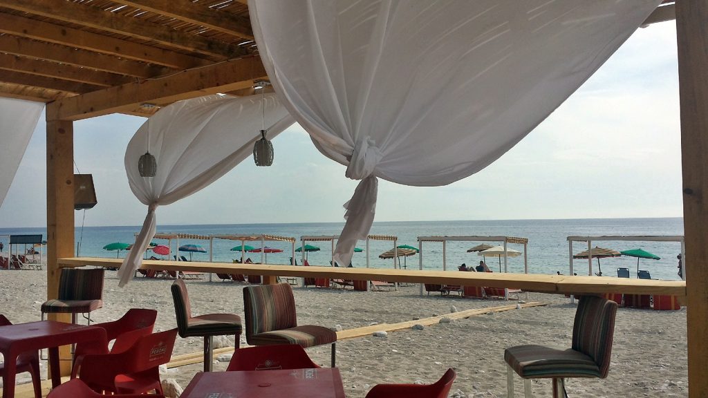 Einsame Strandbar Albanien Strand