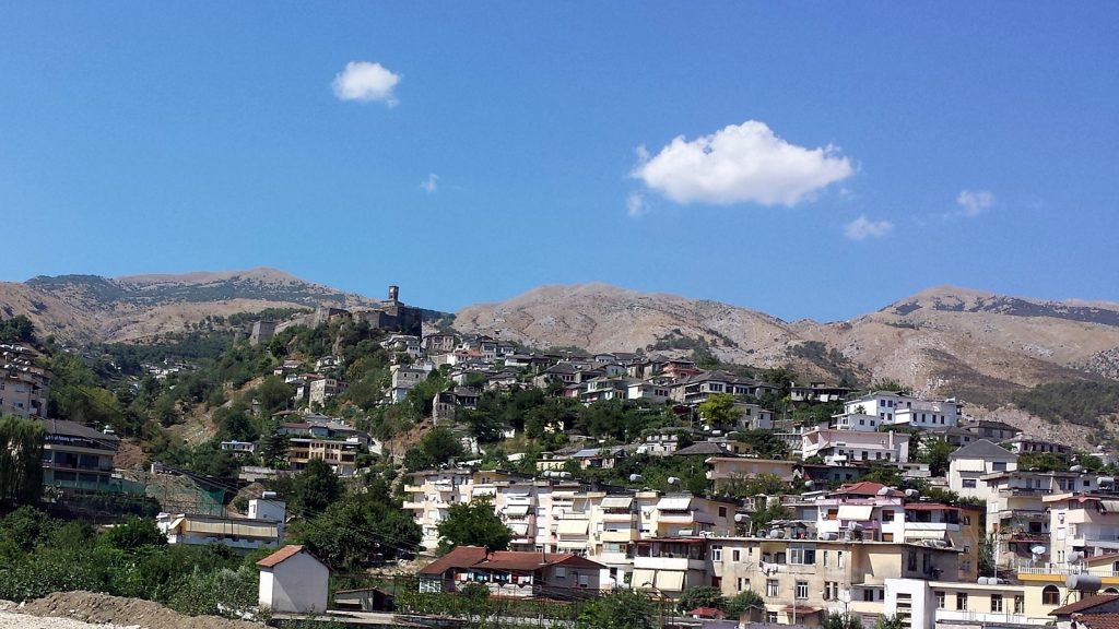 Gjirokastër mit der alles überthronenden Burganlage