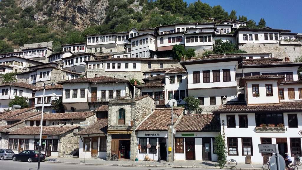 Berat - Stadt der tausend Fenster