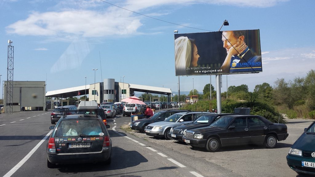 Berliner an der Grenze Albanien Montenegro Murikan