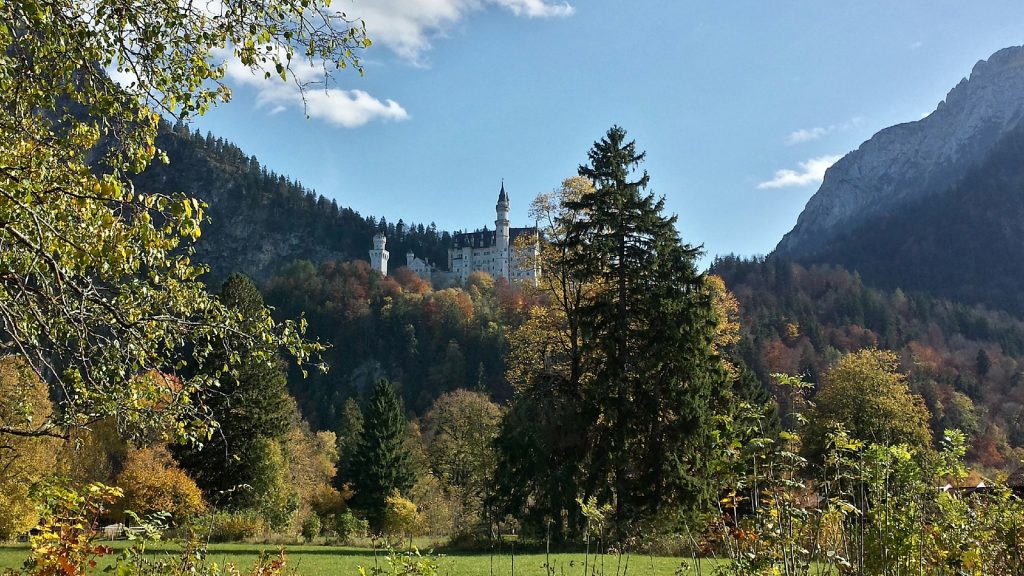 Schloss Neuschwanstein im Herbst