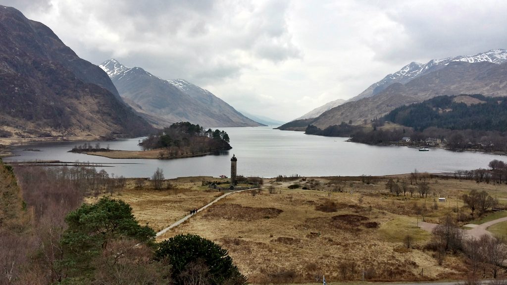 Loch Shiel mit Glenfinnan Monument