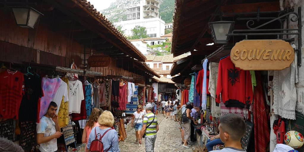 Basarstraße, Krujë