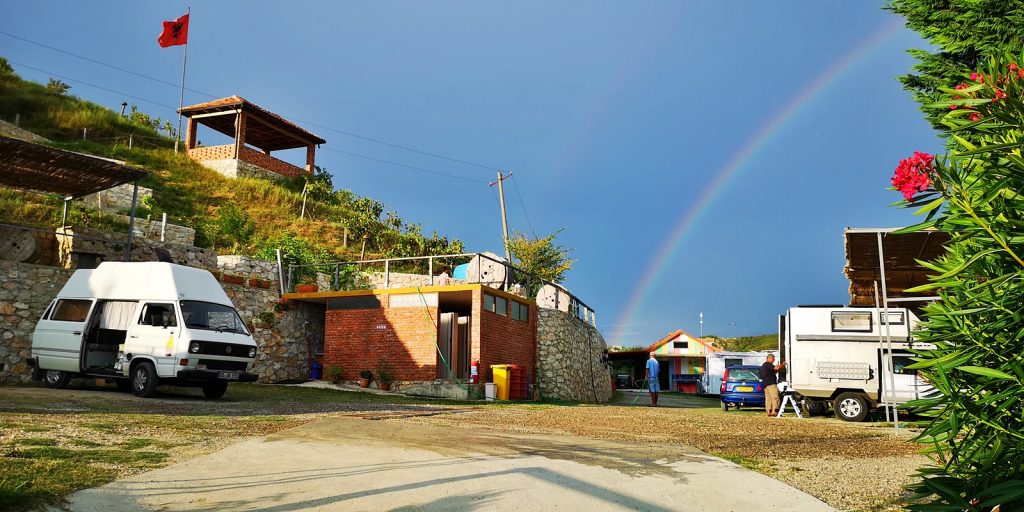 Nach dem Gewitter, Camping Tirana