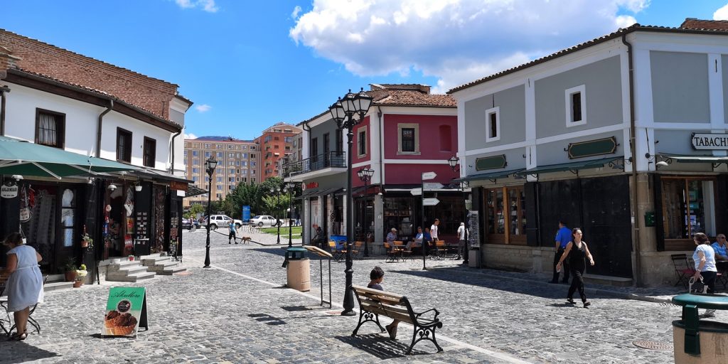 Alter Basar, Korça