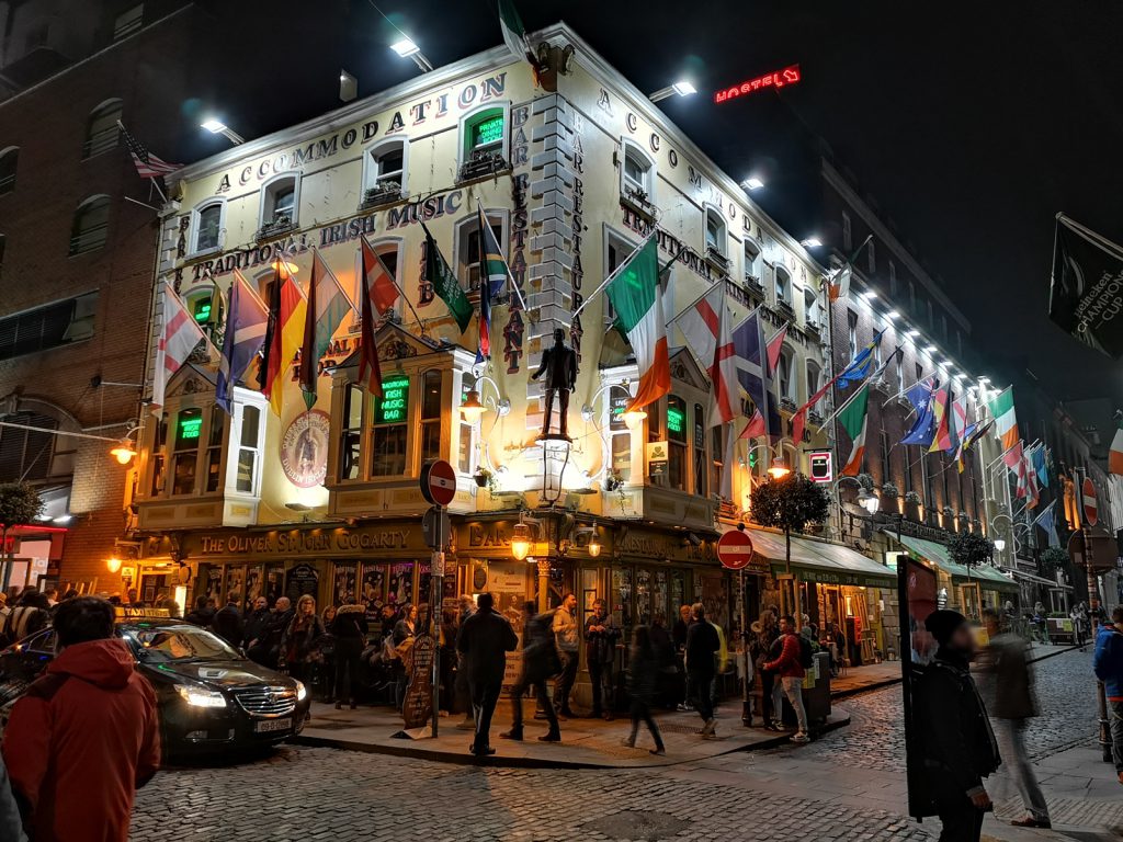 Fleet St./Anglesea St., Temple Bar, Dublin