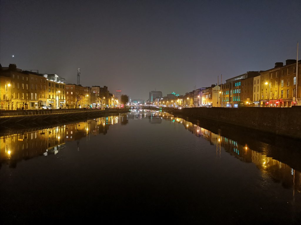 Liffey River, Blickrichtung Osten, Dublin