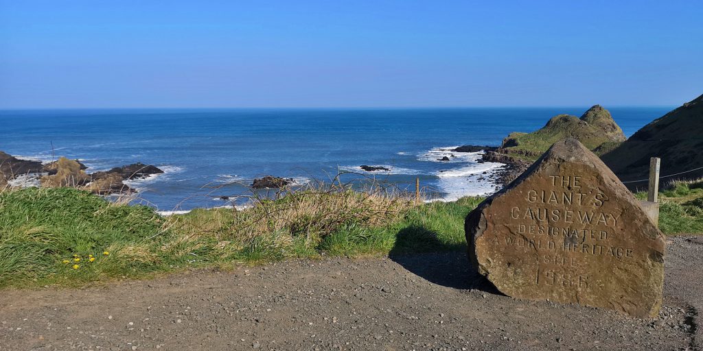 Willkommen am Giant's Causeway