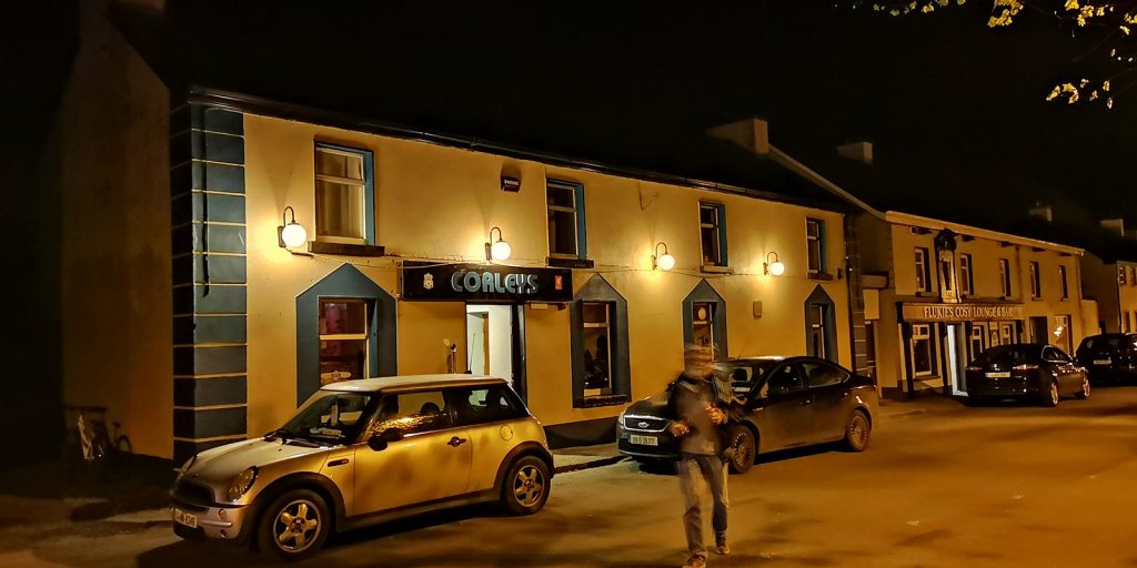 Die beiden Pubs in Ballycarra