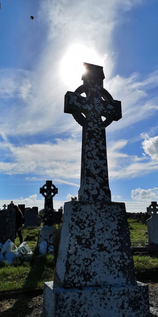 Hochkreuz in Kilmacduagh