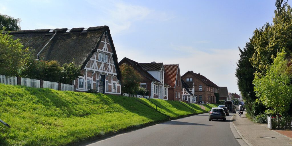 Lühe-Deich in Mittelnkirchen