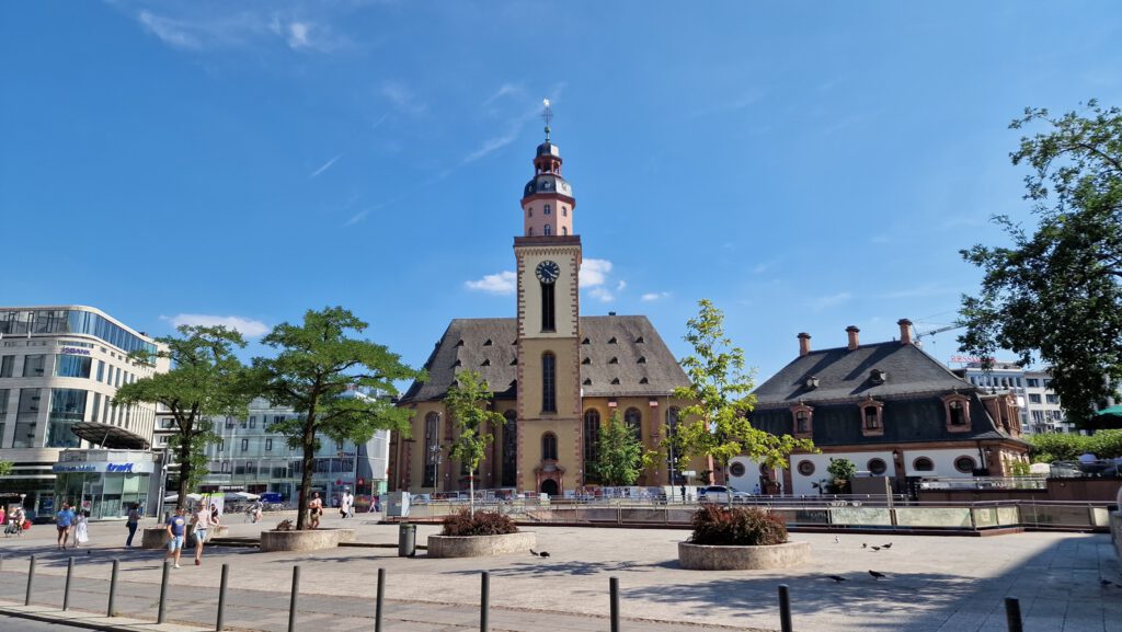 Katharinenkirche mit Hauptwache