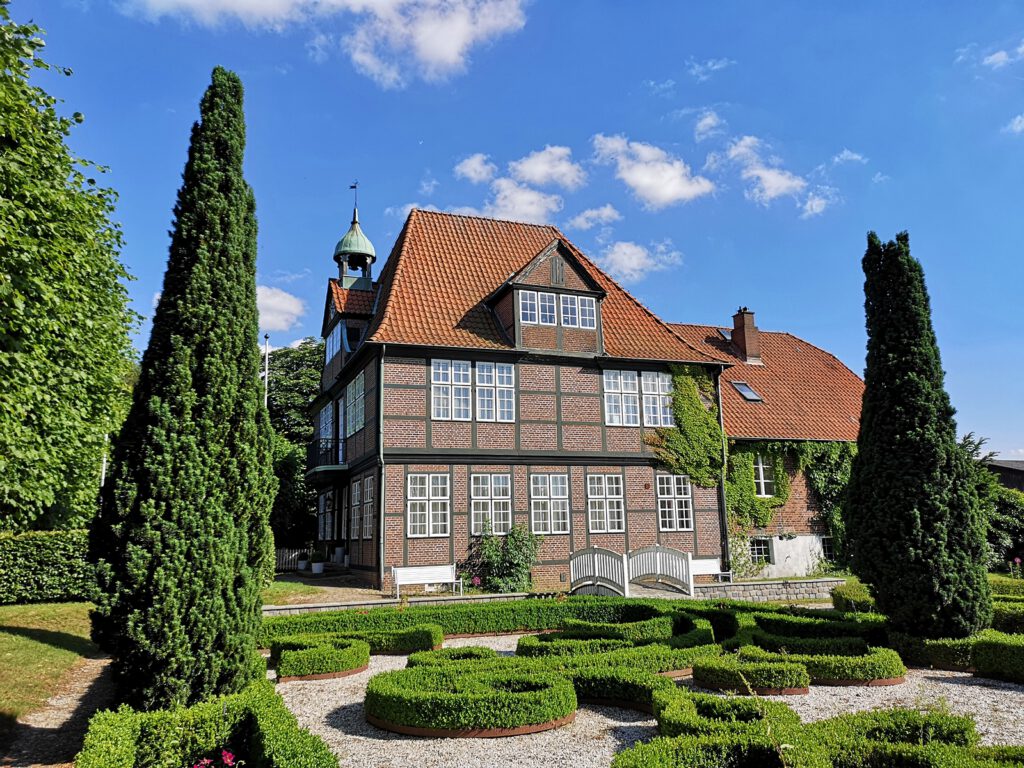 Glockenhaus mit Garten, Deutsches Maler- und Lackierermuseum