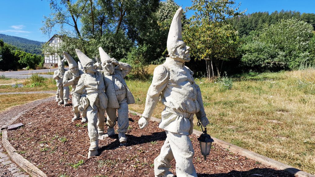 Die Sieben Zwerge im Schneewittchendorf Bergfreiheit