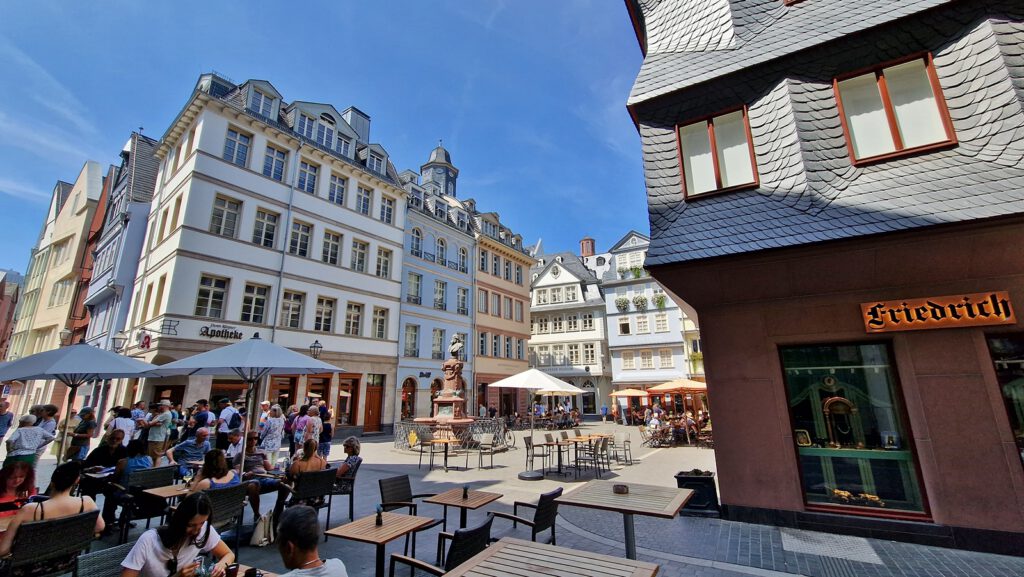 Hühnermarkt, Blick zu Hinter dem Lämmchen