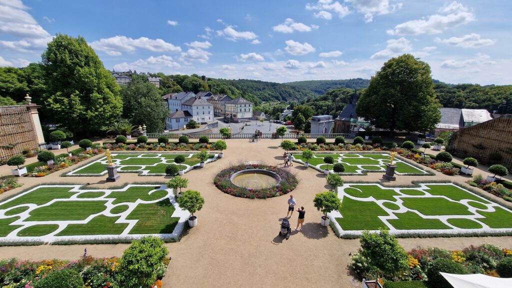 Unterer Schlossgarten und König-Konrad-Platz