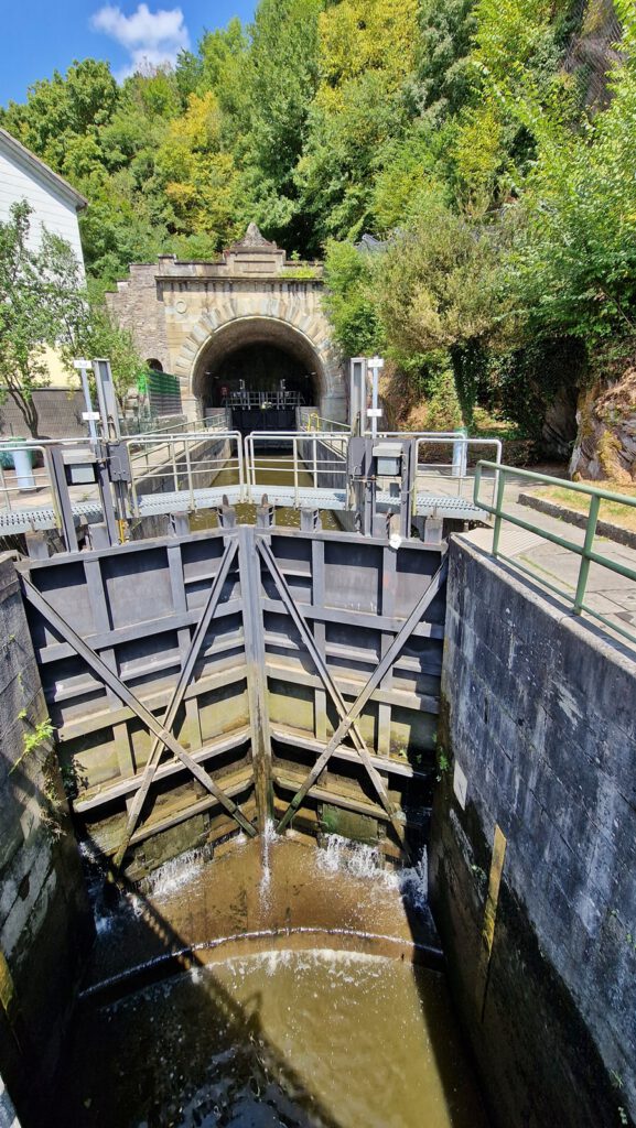 Zwei-Kammer-Koppelschleuse